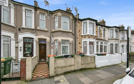 1-Bedroom Flat for Rent – Burges Road, London E6