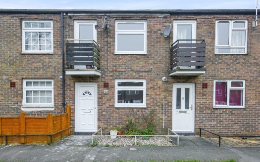 2 Bedroom Terraced House to Rent – Corcorans, Pilgrims Hatch, CM15