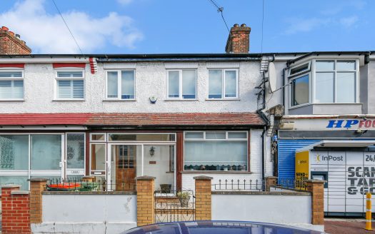 3-Bedroom Terraced House to Rent – Roman Road, E6