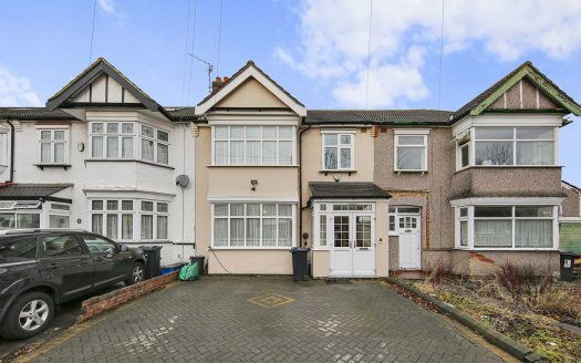 3 Bedroom Terrace House to Rent – St. Edmunds Road, Ilford IG1