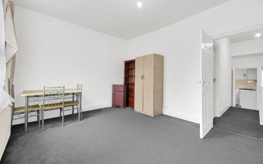 1-Bedroom Flat for Rent – Springfield Road, London, E6