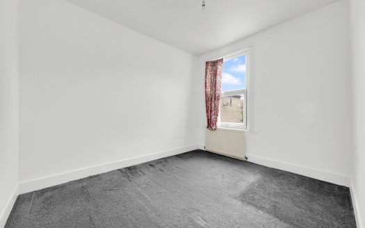 1-Bedroom Flat for Rent – Springfield Road, London, E6